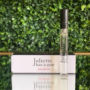 Juliette Has a Gun JULIETTE | NEW | 5mL | Dark Cherry | Pink Pepper | Tonka